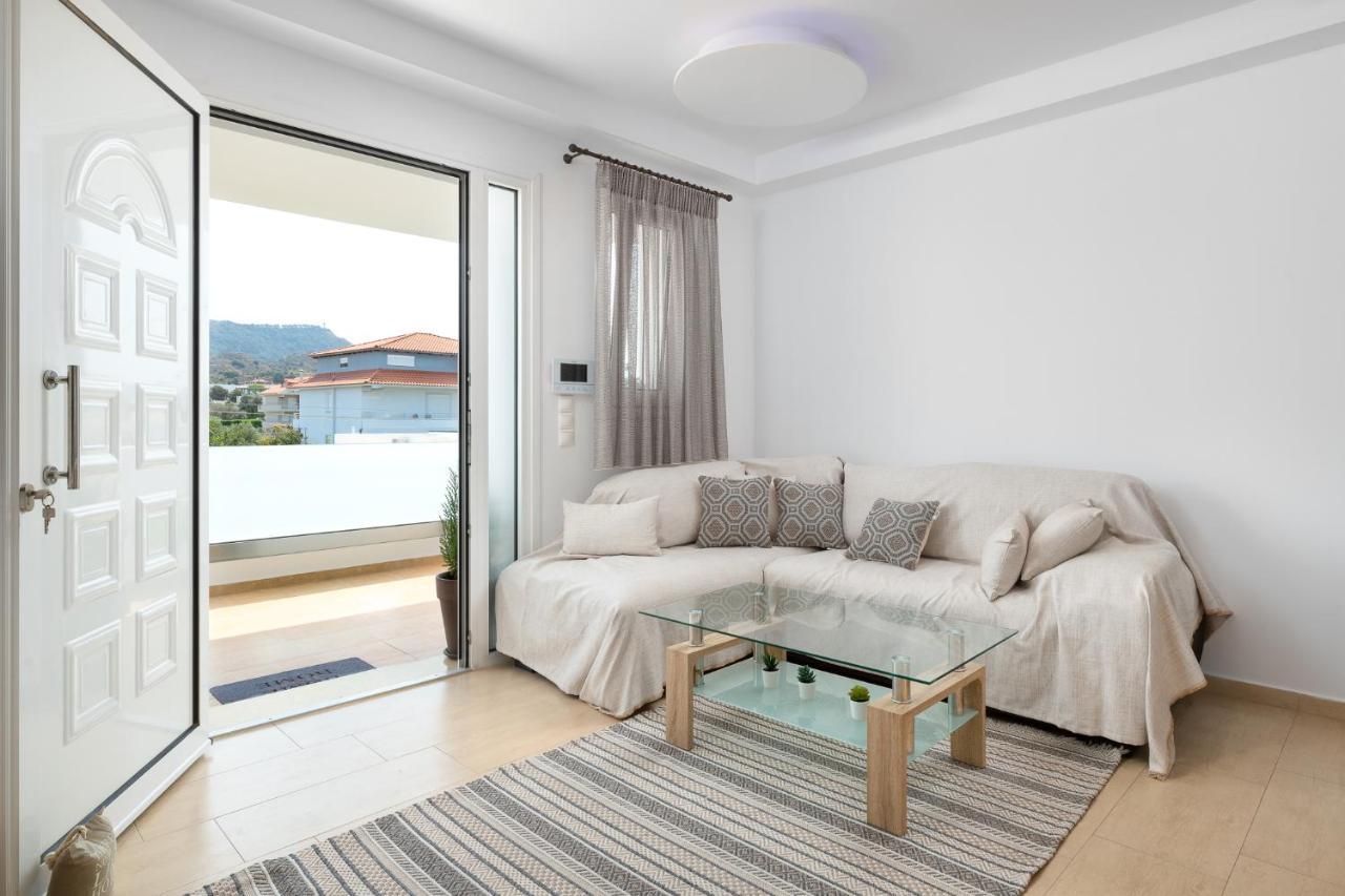 White House Kokas Luxury Apartments Кремасти Экстерьер фото