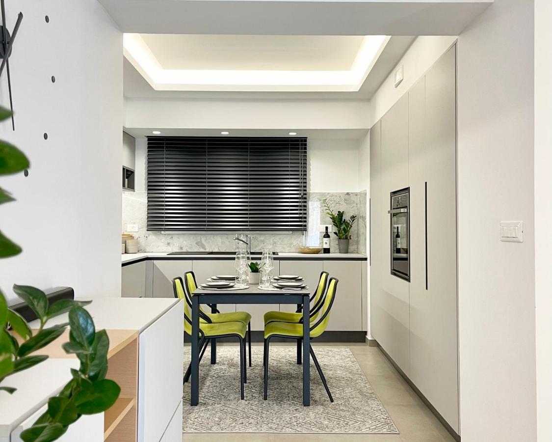 White House Kokas Luxury Apartments Кремасти Экстерьер фото
