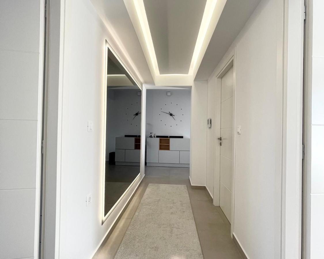 White House Kokas Luxury Apartments Кремасти Экстерьер фото