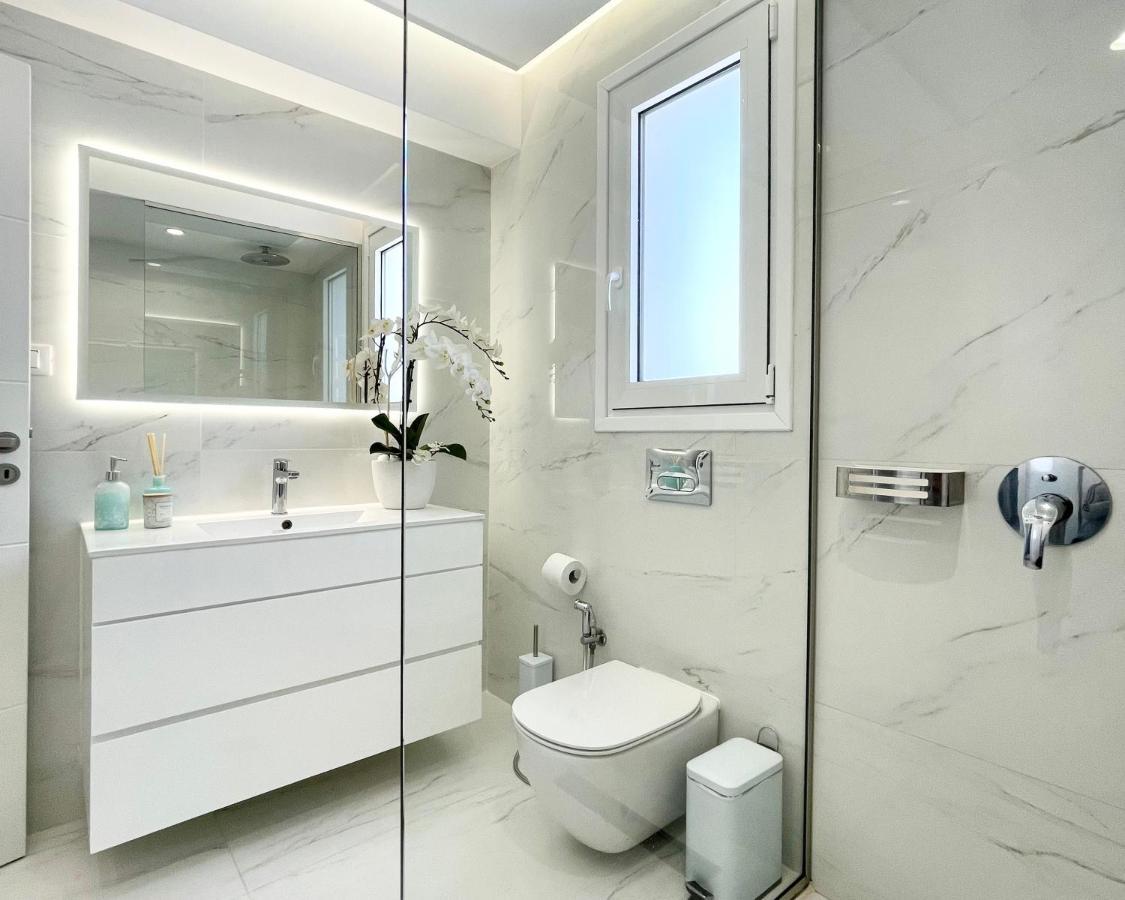 White House Kokas Luxury Apartments Кремасти Экстерьер фото